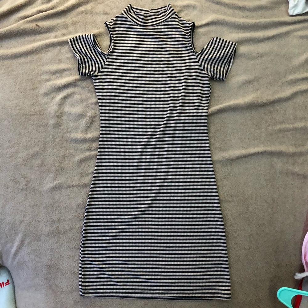 Striped mini dress turtleneck/open shoulders